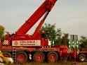 LKW faehrt in den Rhein Langel Hitdorf Faehre P305